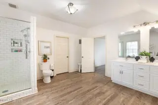 116 Spencer Lane, Newport, NC 28570 — 3-bedroom home in Gull Harbor, Newport, NC, photo 24 of 45: Bath 3