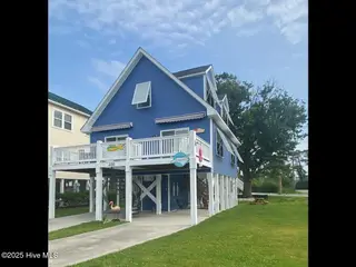 400 Tennessee Avenue, Carolina Beach, NC 28428 – photo 1: Exterior