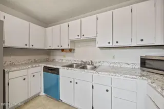 2909 Northwoods Drive, Jacksonville, NC 28540 – photo 17: 15-web-or-mls-2909 Northwoods Dr. 36