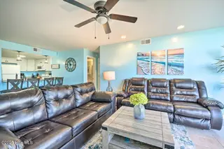 2000 New River Inlet Road Unit 3209, North Topsail Beach, NC 28460 – photo 4: Liv Rm/Queen Pull out couch
