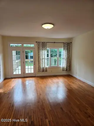 617 S 2nd Street, Wilmington, NC 28401 – photo 4: 981251140