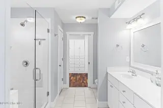 306 Coral Drive, Wrightsville Beach, NC 28480 — 5-bedroom home in Harbor Island, Wrightsville Beach, NC, photo 24 of 57: 021_306_coral_drive-18_525