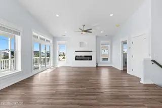 5201 E Pelican Drive, Oak Island, NC 28465 – photo 13: 17-web-or-mls-Cammediallc.com (29 of 61)
