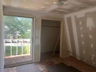 212 Skyline Manor Road, Southern Pines, NC 28387 — 2-bedroom home in Skyline Manor, Southern Pines, NC, photo 5 of 31: IMG_8389