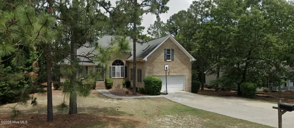 110 Sugar Pine Drive, Pinehurst, NC 28374 – photo 1 of 1: front