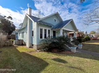 1513 Rhem Avenue, New Bern, NC 28560 – photo 7: 1513Front1