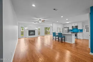 708 Plantation Drive, New Bern, NC 28562 – photo 6: 11-web-or-mls-0C0A0691
