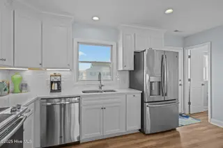 2506 Emerald Drive E, Emerald Isle, NC 28594 – photo 24: 20-web-or-mls-1S3A6533