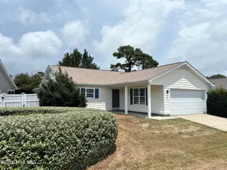 5195 Minnesota Drive SE, Southport, NC 28461 — 3-bedroom home in South Harbour Village, Southport, NC, photo 1 of 18
