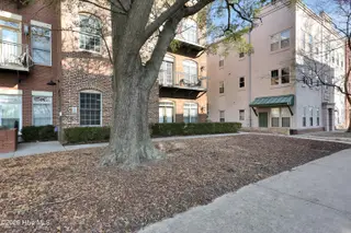 715 N 4th Street Apt 205, Wilmington, NC 28401 – photo 3: 715N4thStreet205-03