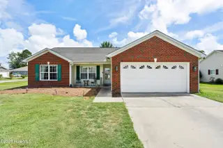 2947 Bay Village Street, Shallotte, NC 28470 — 3-bedroom home in Green Bay Village, Shallotte, NC, photo 4 of 33: Come live near the beach! Shallotte, NC