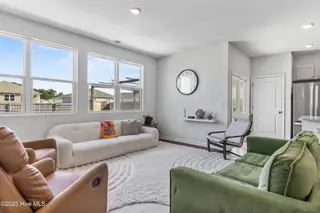 158 Tributary Circle, Wilmington, NC 28401 – photo 22: 20_living room