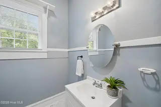 412 W Walnut Street, Tarboro, NC 27886 – photo 14: Guest Bathroom