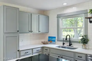 13290 New Britton Highway E, Nakina, NC 28455 – photo 24: Updated Cabinetry