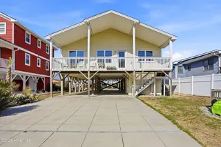 2004 W Beach Drive, Oak Island, NC 28465 – photo 2: 2004_W_Beach_Dr_Oak_Island_NC (14)