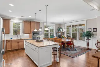 2585 Parkridge Drive, Southport, NC 28461 — 4-bedroom home in St James, Southport, NC, photo 21 of 77: Bill Clark Legacy Custom Homes Style