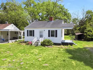 519 National Court Drive, New Bern, NC 28560 – photo 5: 6_519_national_court_drive_new_bern_2856