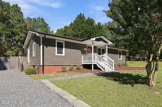 360 Gun Club Drive, Pinehurst, NC 28374 — 3-bedroom home in Village Acres, Pinehurst, NC, photo 3 of 46: 3-web-or-mls-IMG_8441
