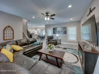 209 Pecan Grove Court, New Bern, NC 28562 – photo 6: Living Room