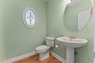46 Abbottsford Drive, Pinehurst, NC 28374 – photo 12: Powder Room