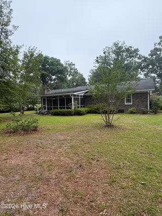 209 Oak Drive, Washington, NC 27889 – photo 9: IMG_6876