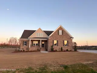 7553 Sweetwater Drive, Nashville, NC 27856 – photo 4: 79817964-046e-4ccc-bd02-0d3f36f47485e