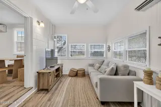 307 Fayetteville Avenue, Carolina Beach, NC 28428 – photo 15: 307FayettevilleAvenue-24