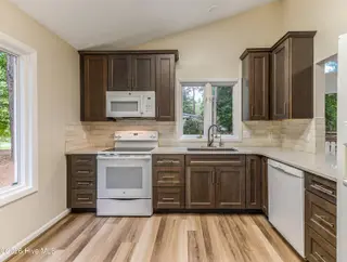 170 Tamarisk Lane, Pinehurst, NC 28374 – photo 5: 260827-170Tamarisk-3625