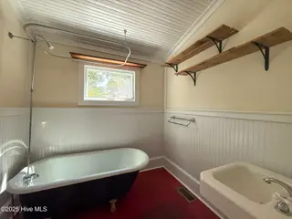 1706 Wrightsville Avenue, Wilmington, NC 28403 – photo 24: master bath