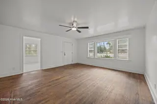 1509 SE Greenville Boulevard, Greenville, NC 27858 – photo 5: Living Room