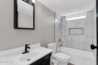 115 Grassy Meadow Drive, Richlands, NC 28574 — 3-bedroom manufactured home in Grassy Meadows, Richlands, NC, photo 20 of 33: 59_115 grassy mdws dr 00059