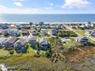 1020 W Pelican Drive, Oak Island, NC 28465 – photo 8: 1020 W Pelican