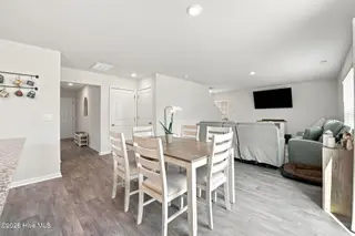4009 Emerald View, New Bern, NC 28560 – photo 16: 28-web-or-mls-DSC_2535-edit