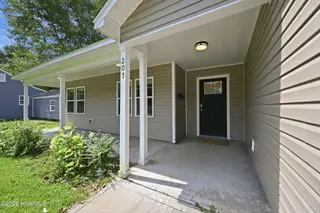 207 Sherwood Road, Jacksonville, NC 28540 – photo 5