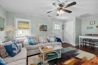 908 N 20th Street, Morehead City, NC 28557 – photo 13: 13-web-or-mls-1S3A9595