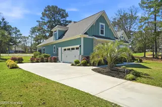 628 Kings Trail, Sunset Beach, NC 28468 – photo 5: 628_Kings_trail_1st_half_038