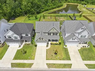 109 S Wild Indigo Place, Hampstead, NC 28443 — 4-bedroom home in Magnolia Reserve, Hampstead, NC, photo 3 of 44