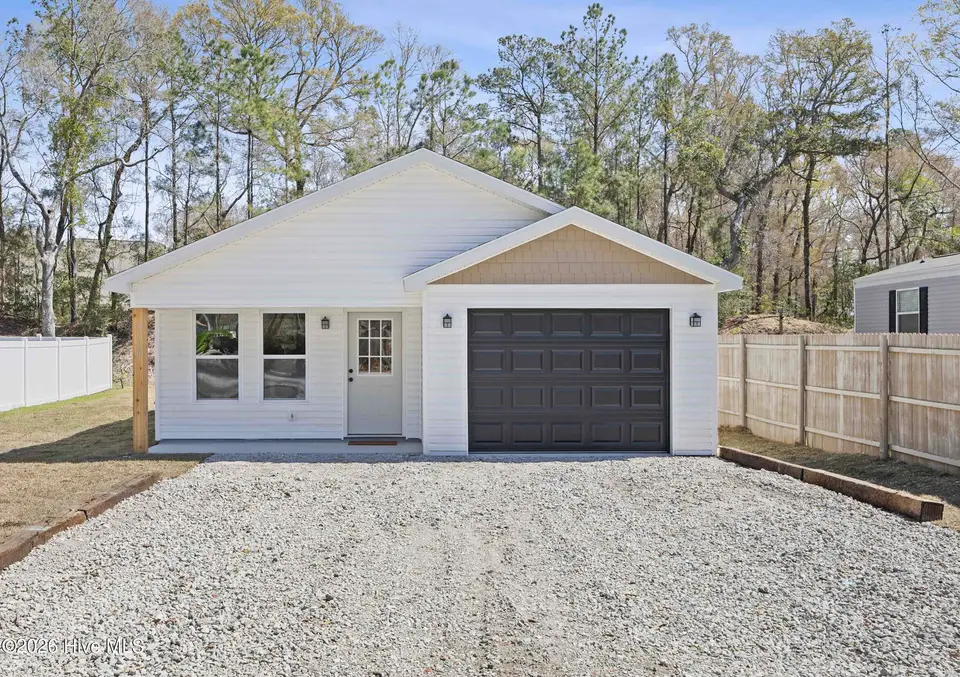 3660 Lakeview Drive SW, Supply, NC 28462 – photo 1 of 34: Front Exterior