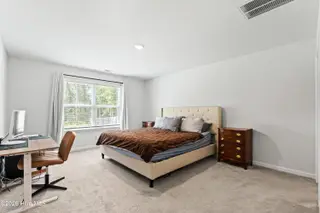 19 Evian Court, Hampstead, NC 28443 — 3-bedroom home in Hope Creek, Hampstead, NC, photo 5 of 49