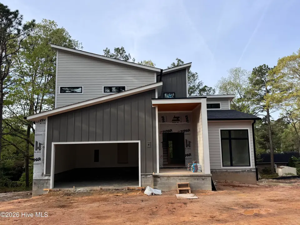 1104 N Glenwood Trail, Southern Pines, NC 28387 – photo 1 of 25: IMG_3083