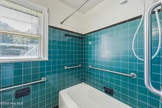 2475 Reges Store Road, Nashville, NC 27856 — 3-bedroom home, Nashville, NC, photo 18 of 43: Guest Bathroom