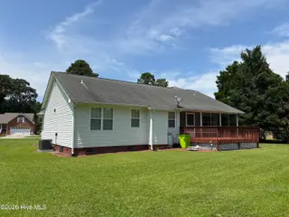 208 Pinewood Drive, New Bern, NC 28562 – photo 8: IMG_0946