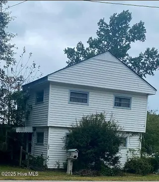 1300 Brices Creek Road, New Bern, NC 28562 – photo 1: Screenshot_20250915_173720_Chrome