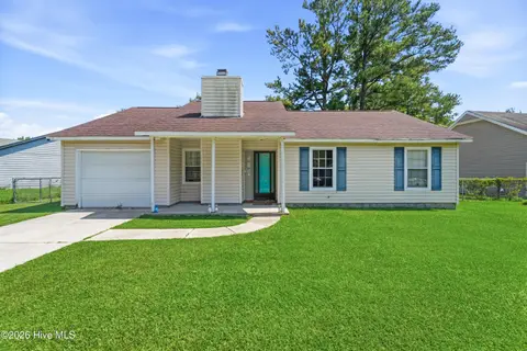118 Hunting Green Dr, Jacksonville