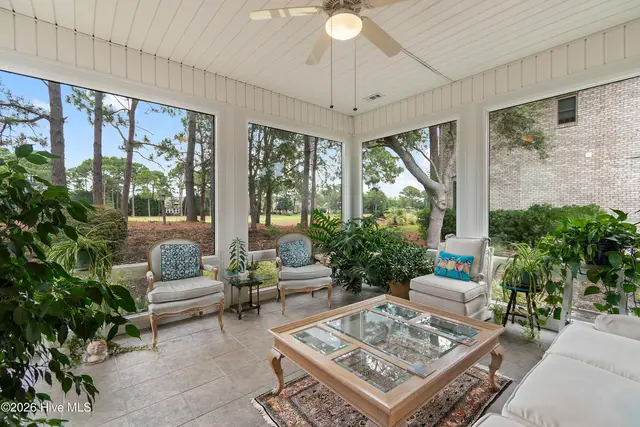 4387 Gauntlet Drive SE, Southport, NC 28461