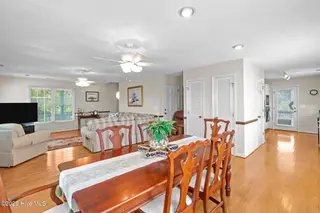 247 W Second Street, Ocean Isle Beach, NC 28469 – photo 19: 21-web-or-mls-DSC02180