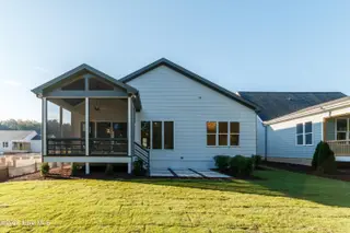 221 Shoreview Drive, New Bern, NC 28562 – photo 15: Similar Construction Concord Floor Plan