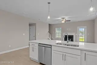 274 Rough Ridge Trail 33, Aberdeen, NC 28315 – photo 14: 12-web-or-mls-DSC08073