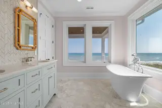 227 Salter Path Road, Pine Knoll Shores, NC 28512 – photo 9: Primary ensuite bath