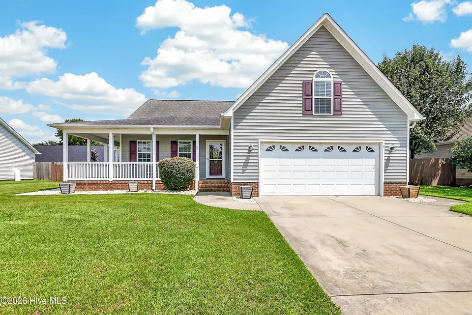 109 Joshua Norman Drive, New Bern, NC 28562 – photo 1 of 33: 0-1